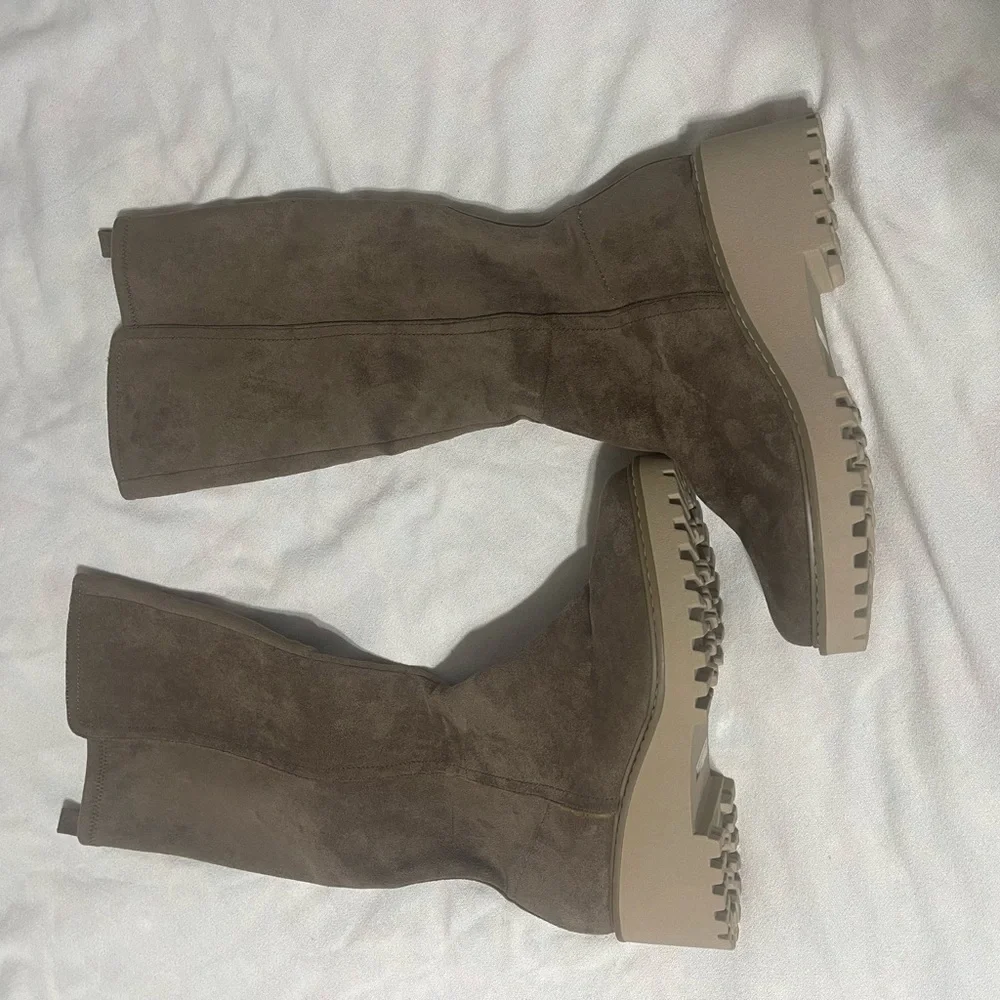 Dolce Vita Suede Lug Sole Platform  Boots Brown Size 9